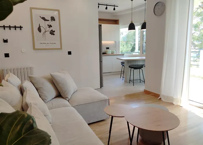 Mint - Modern Apartment In The Heart Of Chalandri